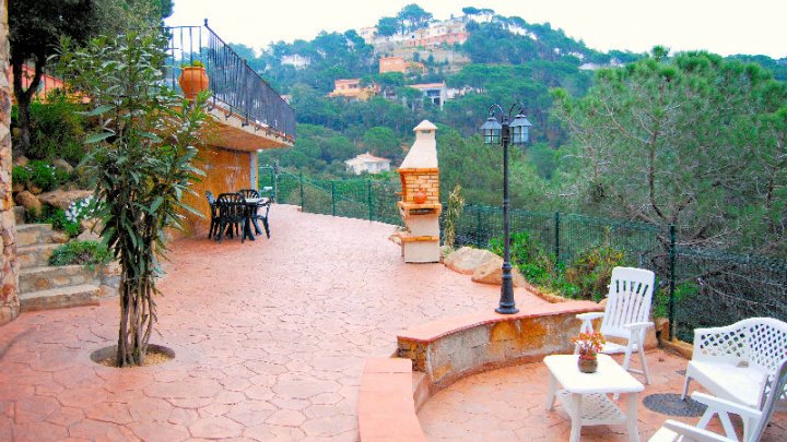Ferienhaus mit privatem Pool und traumhaftem Meerblick an der Costa Brava
