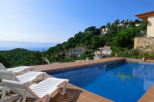 Ferienhaus mit privatem Pool und Meerblick Costa Brava