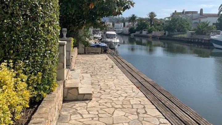 Empuriabrava Ferienhaus privater Pool und Bootanleger von 15m - Costa Brava - zu verkaufen