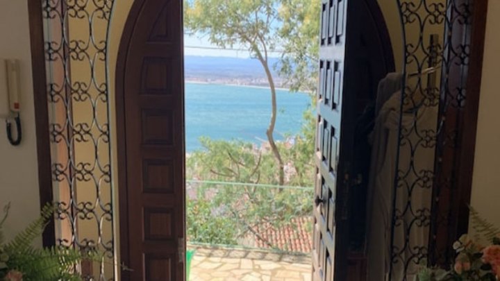 Exclusiva casa de vacaciones en Roses - España - piscina privada - vistas al mar en venta