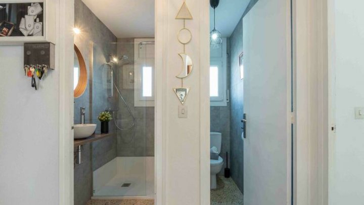 Empuriabrava Ferienhaus renoviert - mit Tourismus Lizenz -zu verkaufen