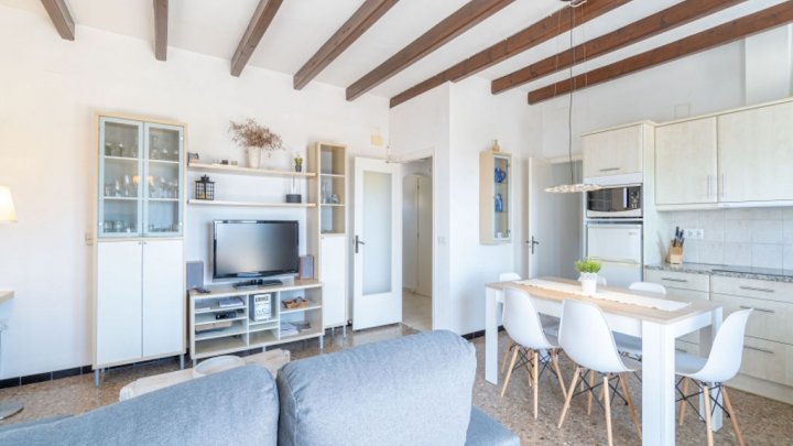 Holiday villa in Spain on the Costa Brava with private pool and views over the Bay of Rosas