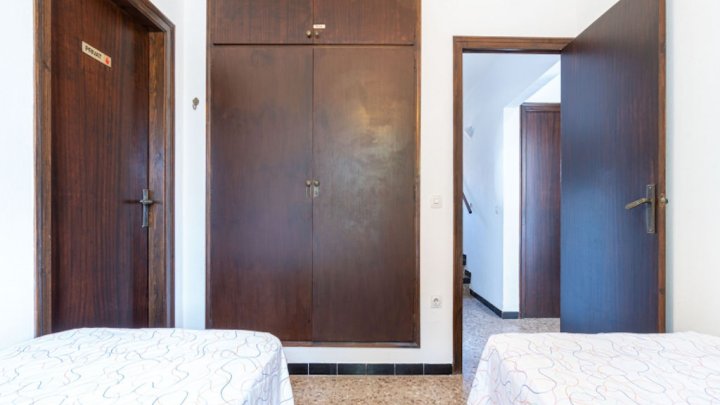 Holiday villa in Spain on the Costa Brava with private pool and views over the Bay of Rosas