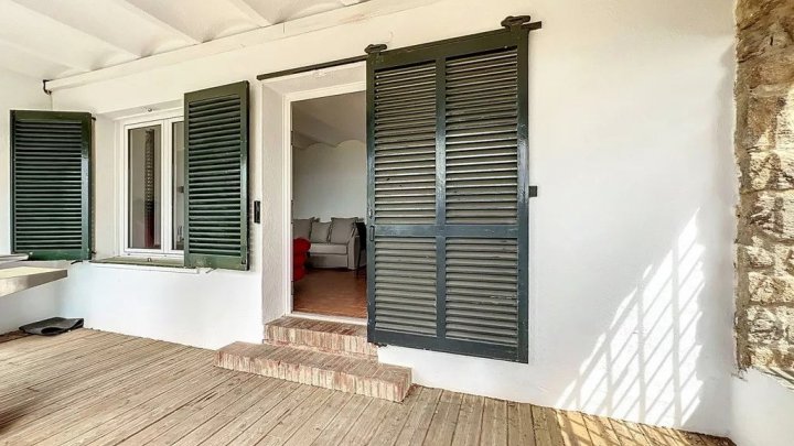 Mediterranes Luxus-Anwesen mit traumhaftem Meerblick zu verkaufen