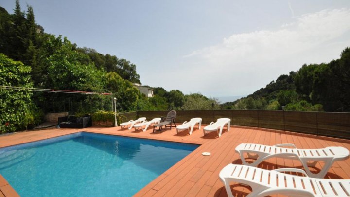 Traumhafte Villa mit Meerblick & Touristenlizenz in Serra Brava 