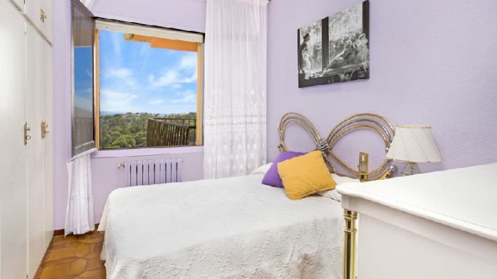 Ferienhaus in Blanes, Spanien: Großzügiges Anwesen mit privatem Pool und atemberaubendem Meerblick zu verkaufen