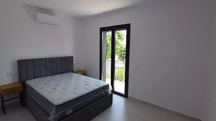 Villa de lujo con licencia turística en una ubicación privilegiada de Empuriabrava