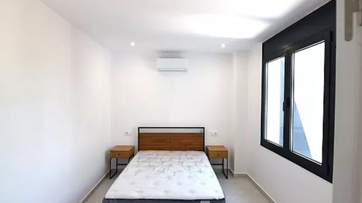 Villa de lujo con licencia turística en una ubicación privilegiada de Empuriabrava