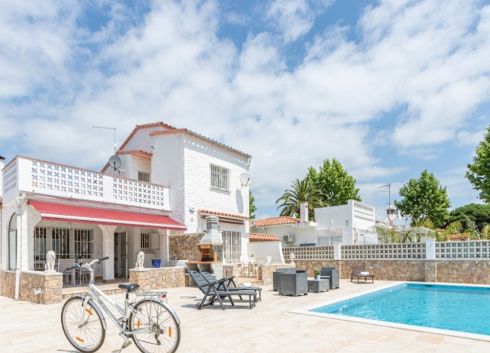 Ferienvilla privater Pool Empuriabrava kaufen