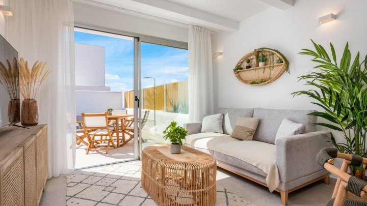 Villas neuves à vendre à environ 15 minutes de la plage à Guardamar, sur la Costa Blanca.