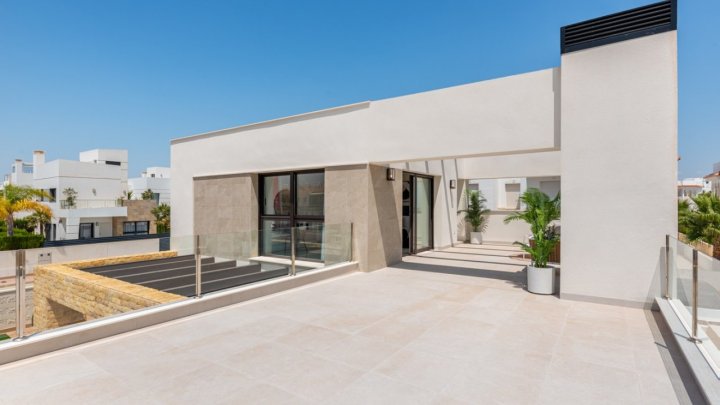 Villas de lujo en venta en España, un paraíso para relajarse en la Costa Blanca