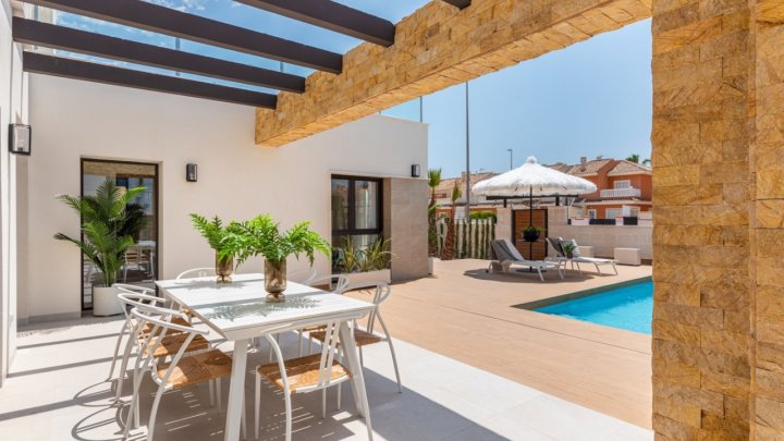 Villas de lujo en venta en España, un paraíso para relajarse en la Costa Blanca