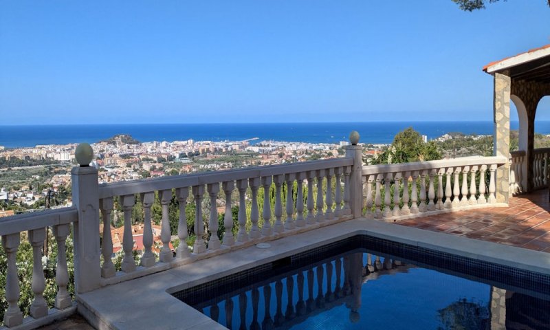 Ihre Traumimmobilie in Dénia an der Costa Blanca - Villen, Bungalows und Ferienwohnungen