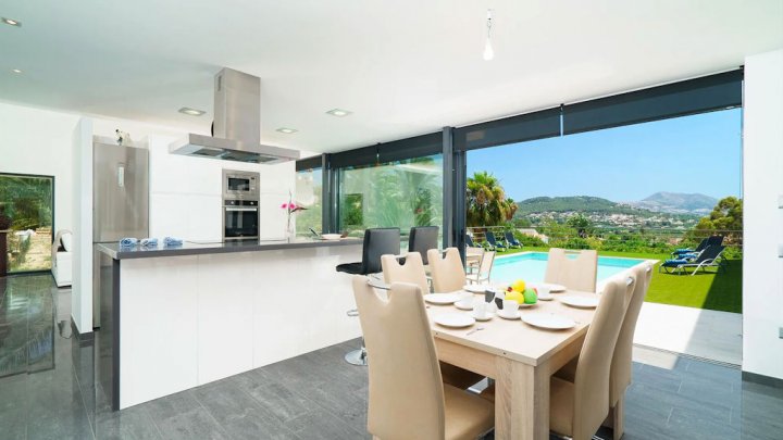 Ihre Traumimmobilie in Dénia an der Costa Blanca - Villen, Bungalows und Ferienwohnungen