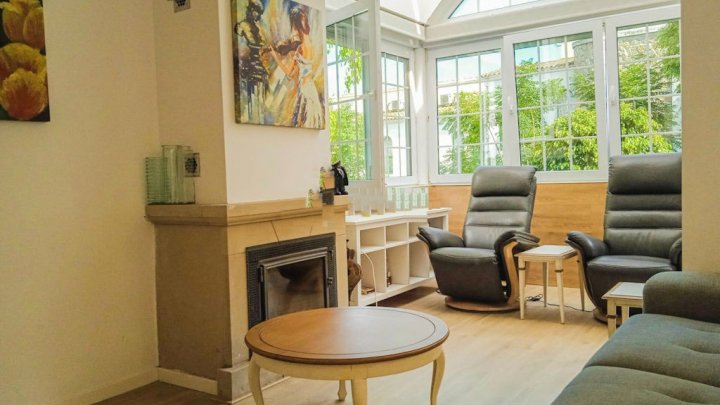 Casa de vacaciones en Miami Playa, en la Costa Dorada, con piscina privada