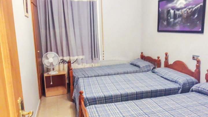 Casa de vacaciones en Miami Playa, en la Costa Dorada, con piscina privada