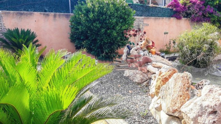 Casa de vacaciones en Miami Playa, en la Costa Dorada, con piscina privada