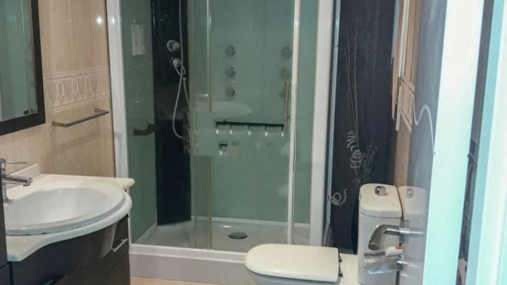 Casa de vacaciones en Miami Playa, en la Costa Dorada, con piscina privada