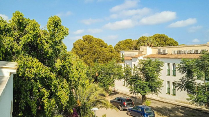 Casa de vacaciones en Miami Playa, en la Costa Dorada, con piscina privada