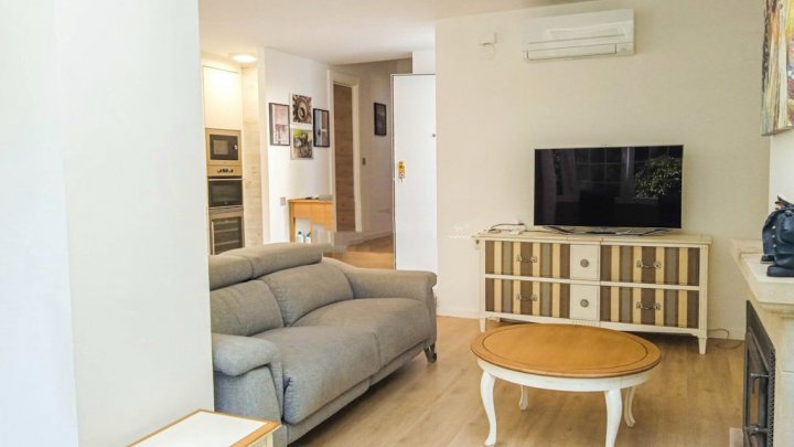 Casa de vacaciones en Miami Playa, en la Costa Dorada, con piscina privada
