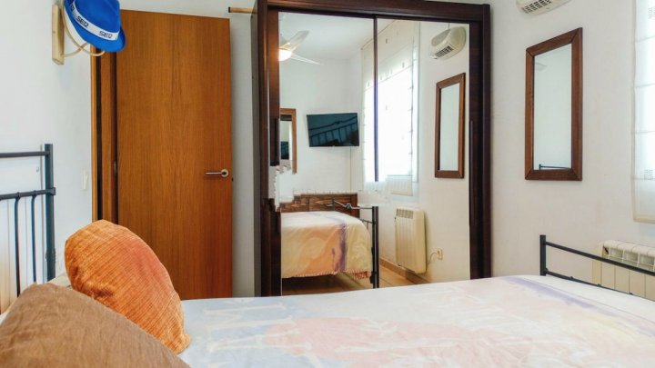 Miami Playa – Costa Dorada – Encantador apartamento en planta baja con gran jardín privado