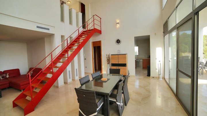 Exklusive Ferienvilla in Calpe – mit privatem Pool an der Costa Blanca, Spanien