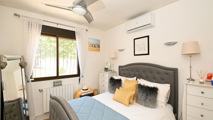 Exklusives Ferienhaus mit Meerblick in Moraira – Traumimmobilie an der Costa Blanca zu verkaufen