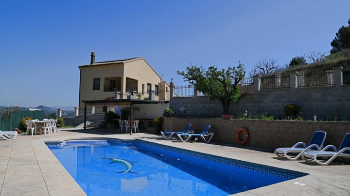 Finca méditerranéenne près de Benissa avec vue panoramique et piscine privée à vendre