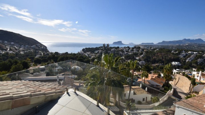 Luxushaus mit spektakulärem Meerblick in El Portet - Moraira - Costa Blanca 