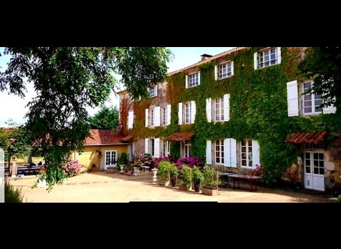 Charmantes Hotelanwesen im Regionalpark Périgord-Limousin