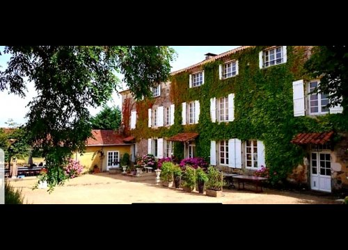 Charmantes Hotelanwesen im Regionalpark Périgord-Limousin