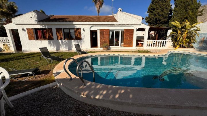Maison de vacances méditerranéenne sur la Costa del Azahar, près de la plage à Vinaròs
