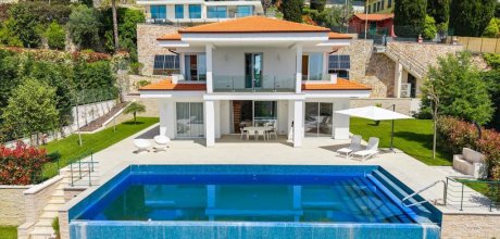 Ferienhaus privater Pool in Italien zu verkaufen