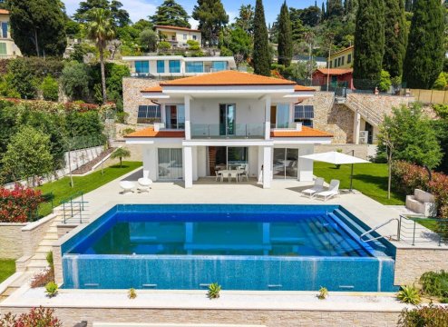 Ferienhaus privater Pool in Italien zu verkaufen