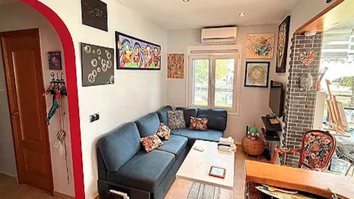 Apartamento en planta baja en Empuriabrava, Costa Brava, con acceso al canal y al jardín
