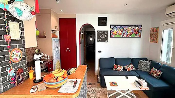 Apartamento en planta baja en Empuriabrava, Costa Brava, con acceso al canal y al jardín