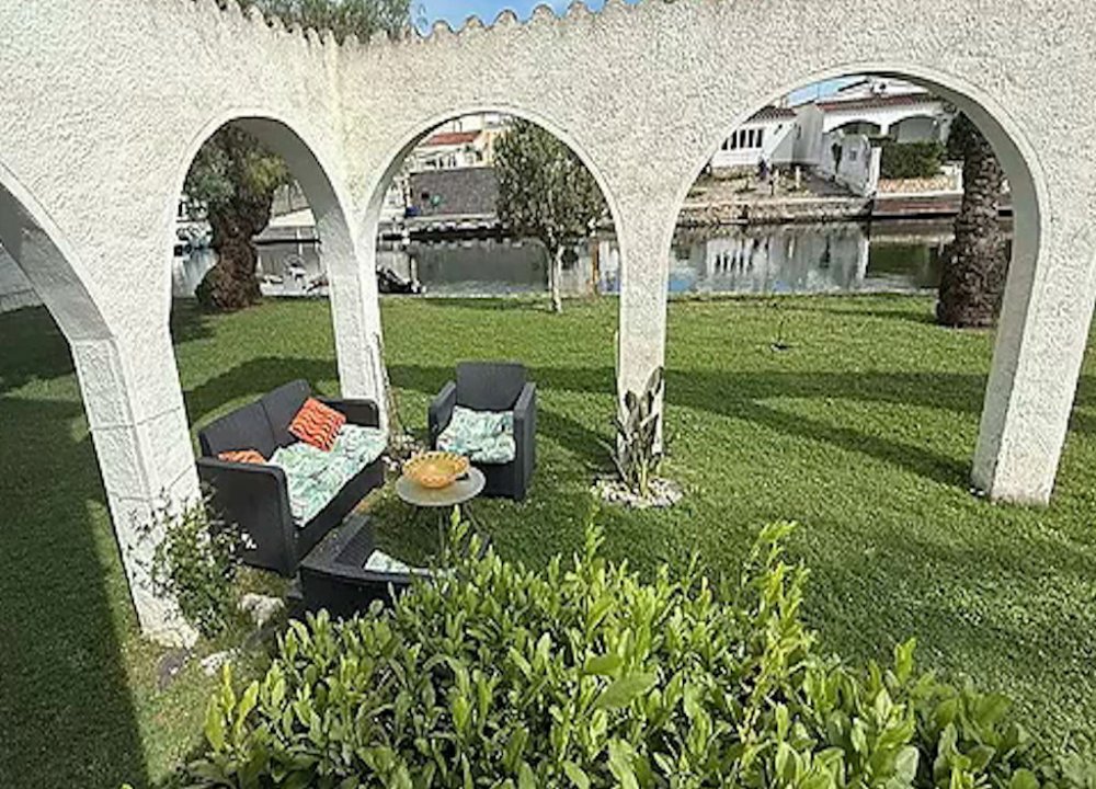 Erdgeschosswohnung in Empuriabrava am Kanal