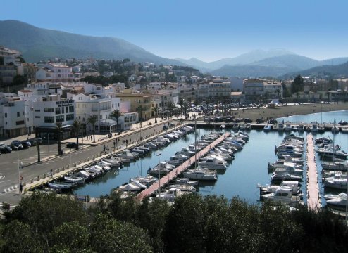 Wohnung im Herzen von Llançà an der Costa Brava
