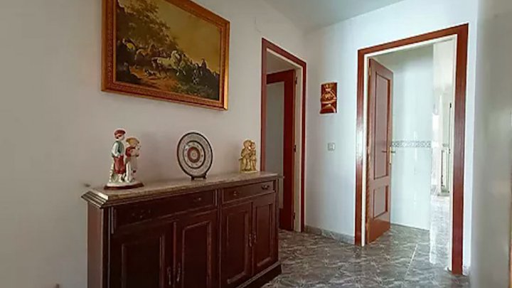 Attraktive Wohnung im Herzen von Llançà an der Costa Brava zu verkaufen