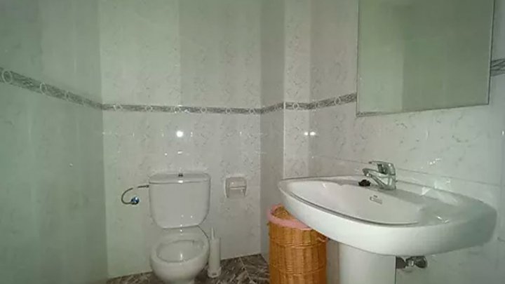 Attraktive Wohnung im Herzen von Llançà an der Costa Brava zu verkaufen