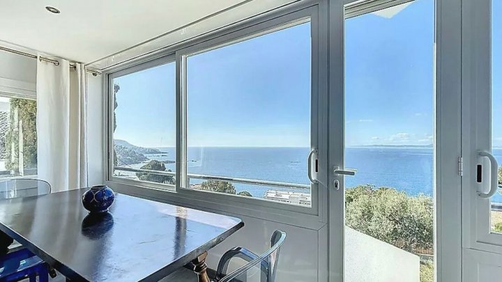 Traumhafte Duplex-Wohnung mit Meerblick in Canyelles (Roses) – Costa Brava