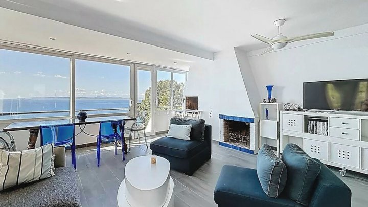 Traumhafte Duplex-Wohnung mit Meerblick in Canyelles (Roses) – Costa Brava