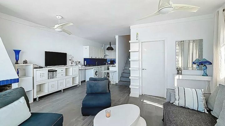 Traumhafte Duplex-Wohnung mit Meerblick in Canyelles (Roses) – Costa Brava