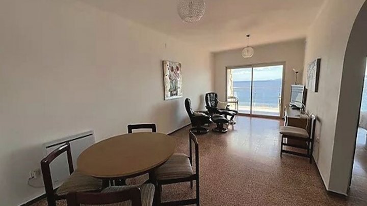 Stunning holiday apartment with spectacular sea views – Roses, Costa Brava