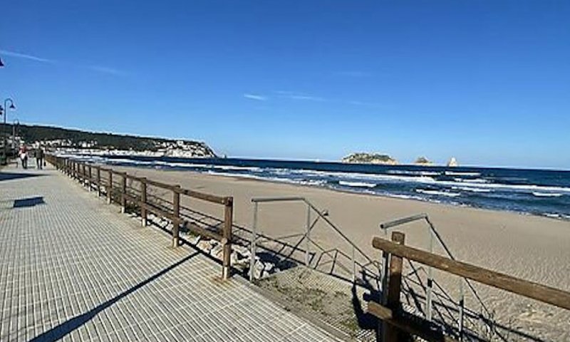 Sea View Apartment for Sale on the Costa Brava – l’Estartit