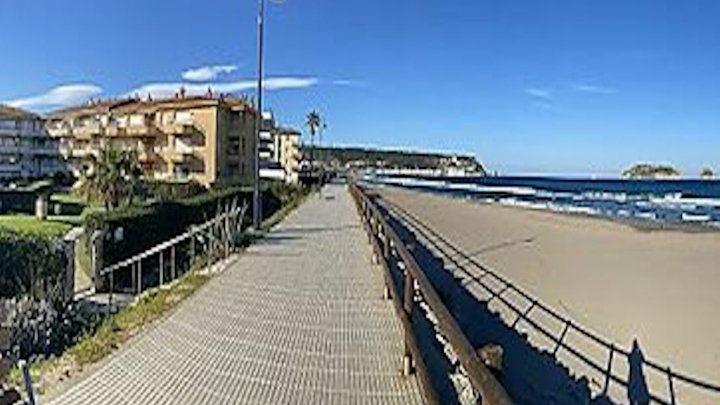 Sea View Apartment for Sale on the Costa Brava – l’Estartit