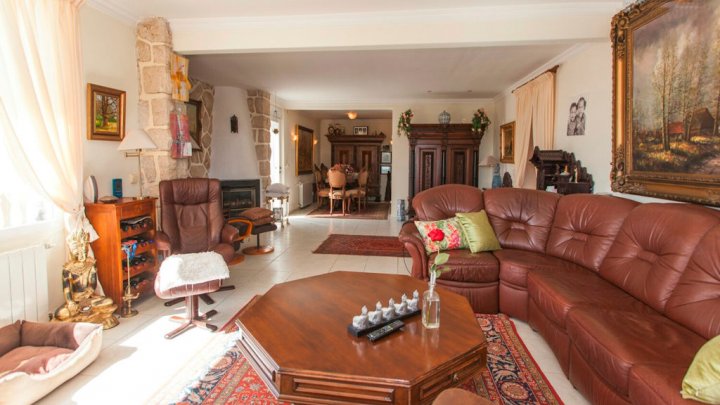 Costa Blanca Lifestyle – Exklusive Villa mit Garten, Pool und Meeresnähe zu verkaufen
