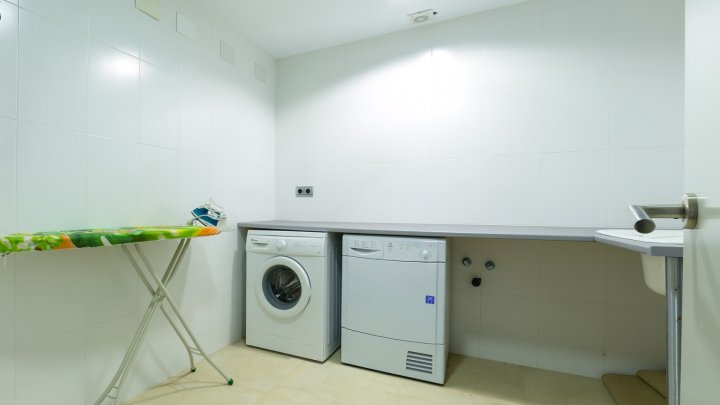Casa de lujo en venta en la Costa Brava en Roses con licencia turística