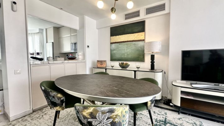 Zu verkaufen Costa del Sol in Marbella - Exklusives Appartement mit Swimmingpool am Strand 