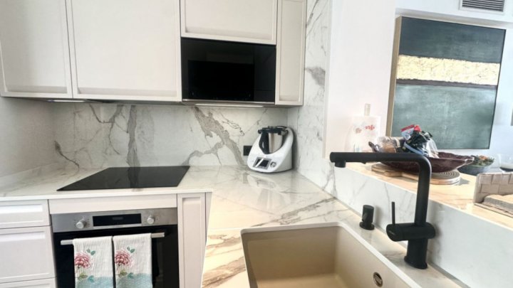 Zu verkaufen Costa del Sol in Marbella - Exklusives Appartement mit Swimmingpool am Strand 